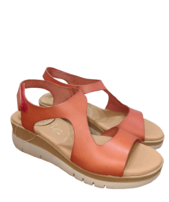 ALLEN SANDALIA PIEL CARMIN CIERRE VELCRO